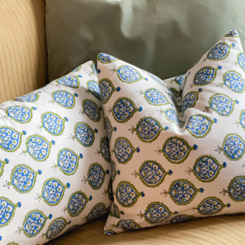 Handmade cushion cover - Hand-blocked motif